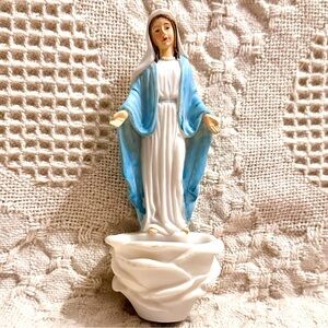 Our Lady of Grace Holy Water Font 6" Wall Mount